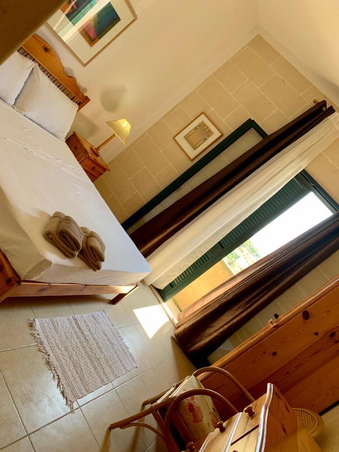 Appartamento Tal-Mirakli Għarb Esterno foto