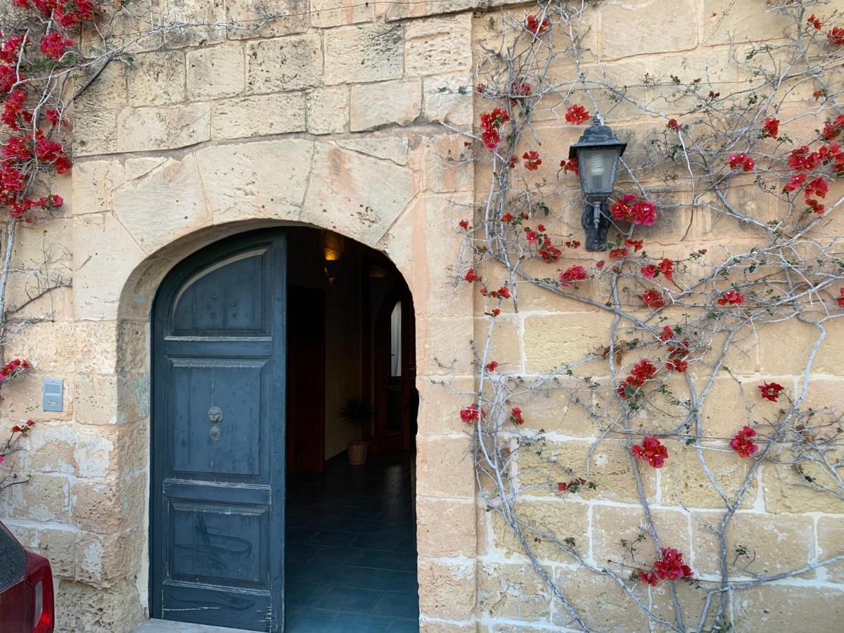 Appartamento Tal-Mirakli Għarb Esterno foto