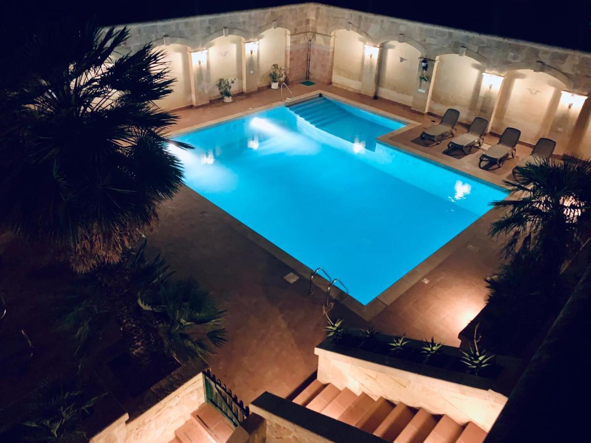 Appartamento Tal-Mirakli Għarb Esterno foto